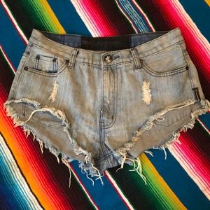 One Teaspoon “Rollers” denim shorts